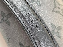 Premium Signature Crossbody - Chic Women's Luxury Designer Bag - NM4602