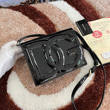 Designer Heritage Crossbody Bag - Premium Luxury Women's Fashion - NM7062