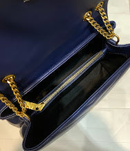 Luxury Monogram Shoulder Bag - Women's Elegant Designer Fashion - NM3196