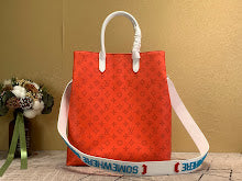 Premium Signature Crossbody - Chic Women's Luxury Designer Bag - NM4761