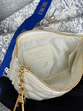 Designer Heritage Top Handle Bag - Premium Luxury Women's Fashion - NM7530