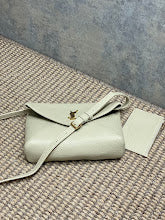 Premium Signature Shoulder Bag - Chic Women's Luxury Designer - NM3745