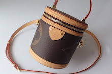 Luxury Structured Shoulder Bag - Women's Premium Designer Fashion - NM4629