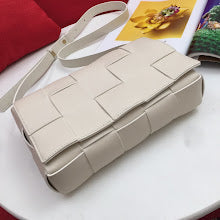 Luxury Designer Shoulder Bag for Women - Premium Fashion Handbag - NM5553