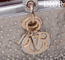 Premium Women's Shoulder Bag - Designer Luxury Fashion Accessory - NM7339