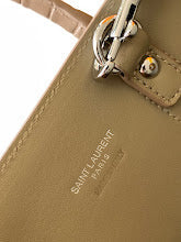 Premium Leather Crossbody Bag - Elegant Women's Designer Handbag - NM3494