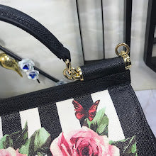 Chic Women's Designer Tote - Luxury Premium Handbag Style - NM6723