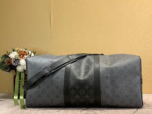 Premium Leather Crossbody Bag - Elegant Women's Designer Handbag - NM5000