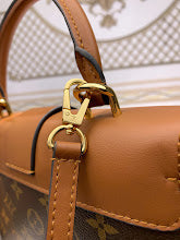 Chic Women's Satchel Handbag - Luxury Premium Designer Style - NM4607