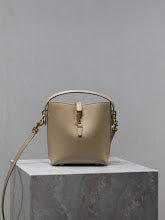 Chic Women's Designer Tote - Luxury Premium Handbag Style - NM3444