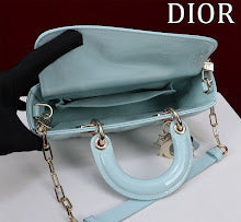 Designer Iconic Shoulder Bag - Luxury Women's Premium Fashion - NM7483