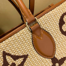 Chic Designer Crossbody Purse - Premium Luxury Women's Style - NM5210