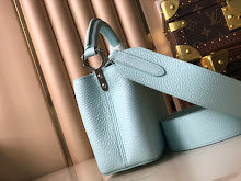 Premium Signature Crossbody - Chic Women's Luxury Designer Bag - NM4362