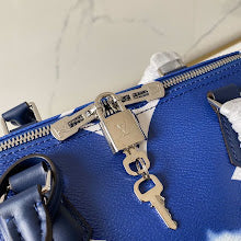 Chic Women's Satchel Handbag - Luxury Premium Designer Style - NM5060
