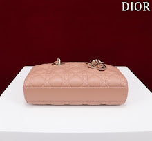 Designer Signature Tote - Premium Luxury Women's Fashion Bag - NM7402