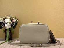 Premium Leather Crossbody Bag - Elegant Women's Designer Handbag - NM4125