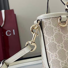 Premium Women's Crossbody Bag - Luxury Designer Fashion Accessory - NM3938