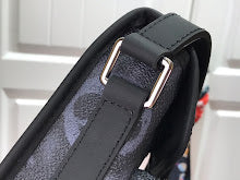 Luxury Designer Shoulder Bag for Women - Premium Fashion Handbag - NM5042