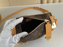 Premium Leather Crossbody Bag - Elegant Women's Designer Handbag - NM4466