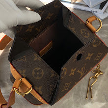 Designer Monogram Crossbody - Luxury Women's Premium Fashion Bag - NM4208