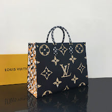 Luxury Monogram Shoulder Bag - Women's Elegant Designer Fashion - NM4552