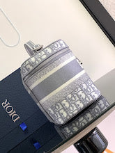 Chic Designer Shoulder Handbag - Premium Luxury Women's Style - NM7390