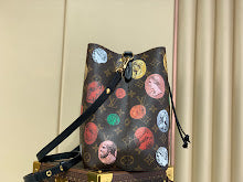 Luxury Iconic Crossbody Bag - Women's Elegant Designer Fashion - NM4831