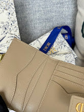 Luxury Monogram Top Handle Bag - Women's Elegant Designer Fashion - NM7321