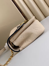 Designer Iconic Tote Handbag - Premium Luxury Women's Fashion - NM4741