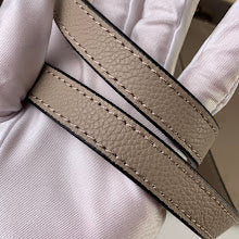 Luxury Canvas Tote Bag - Women's Designer Premium Fashion - NM4945