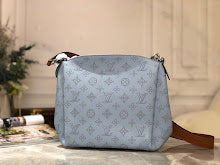 Designer Iconic Shoulder Bag - Luxury Women's Premium Fashion - NM4312