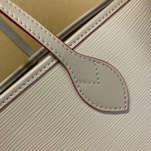 Designer Iconic Shoulder Bag - Luxury Women's Premium Fashion - NM4257