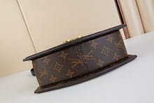 Chic Women's Crossbody Handbag - Luxury Premium Designer Style - NM4548