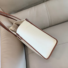 Designer Heritage Top Handle Bag - Premium Luxury Women's Fashion - NM5522