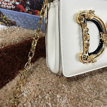 Luxury Monogram Shoulder Bag - Women's Elegant Designer Fashion - NM7182