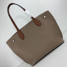 Premium Women's Shoulder Bag - Designer Luxury Fashion Accessory - NM4229