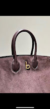 Designer Iconic Tote Handbag - Premium Luxury Women's Fashion - NM5511