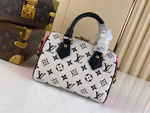 Premium Women's Shoulder Bag - Designer Luxury Fashion Accessory - NM4750