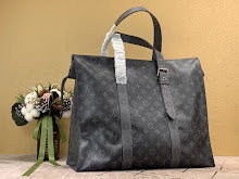 Chic Designer Shoulder Handbag - Premium Luxury Women's Style - NM5001