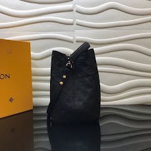 Luxury Structured Shoulder Bag - Women's Premium Designer Fashion - NM5034