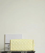 New Chic Women's Shoulder Handbag - Luxury Premium Designer Style - NM6214