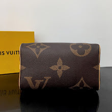 Premium Signature Shoulder Bag - Chic Women's Luxury Designer - NM4641