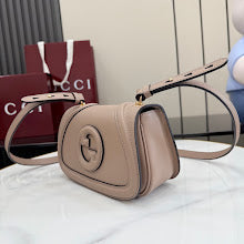 Chic Designer Shoulder Handbag - Premium Luxury Women's Style - NM4070