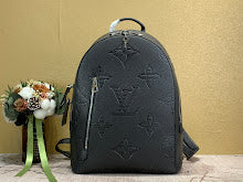 Luxury Structured Shoulder Bag - Women's Premium Designer Fashion - NM5453