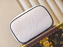 Designer Heritage Crossbody Bag - Premium Luxury Women's Fashion - NM4858