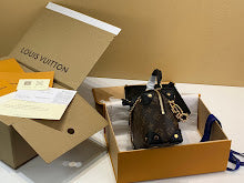 Designer Iconic Top Handle Bag - Luxury Women's Premium Handbag - NM4153