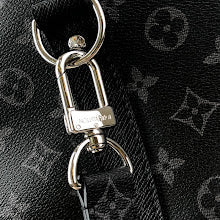 Premium Leather Crossbody Bag - Elegant Women's Designer Handbag - NM4390