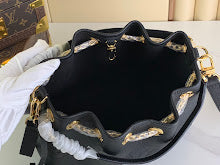 Chic Women's Shoulder Handbag - Luxury Premium Designer Style - NM4554