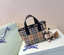 Premium Heritage Tote Bag - Elegant Women's Luxury Designer Style - NM5588