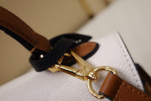 Chic Designer Shoulder Handbag - Premium Luxury Women's Style - NM4264